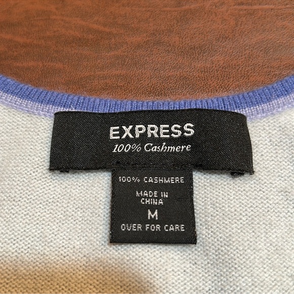 EXPRESS 100% Cashmere Light Blue with Purple Trim Sweater Tank Top Size M - Picture 7 of 8